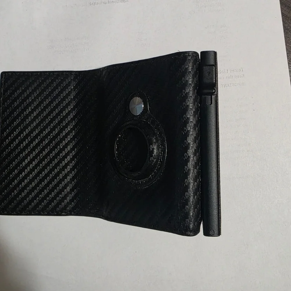 Type Black‎ Carbon Fiber Trifold Wallet with AirTag Holder and Pop Up Card Slot